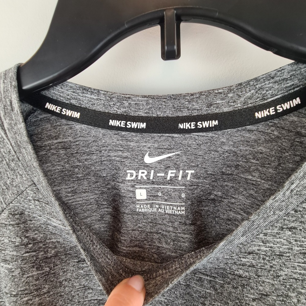 Nike Swim Mens Dri-FIT UPF 40+ Long Sleeve Rash Guard Heather Gray Large L - Picture 2 of 8